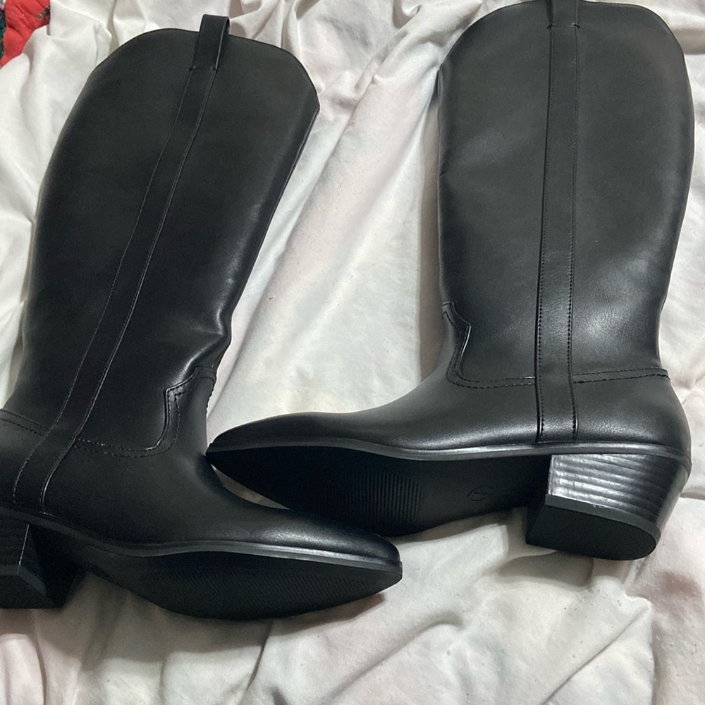 Knee high boots size 7